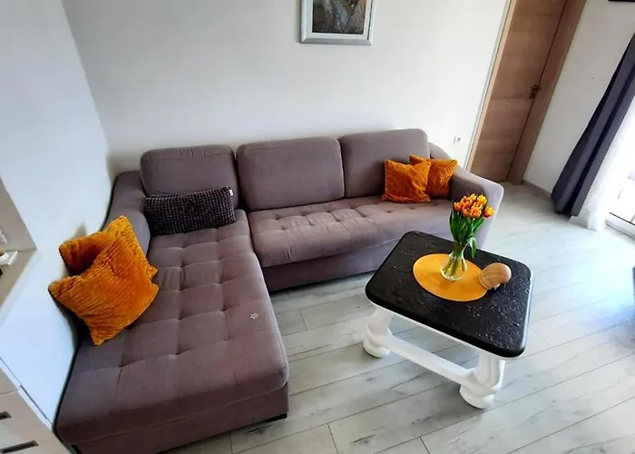 Apartment Mali Jakov *