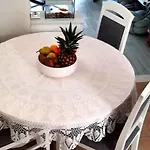 Mali Jakov דירה